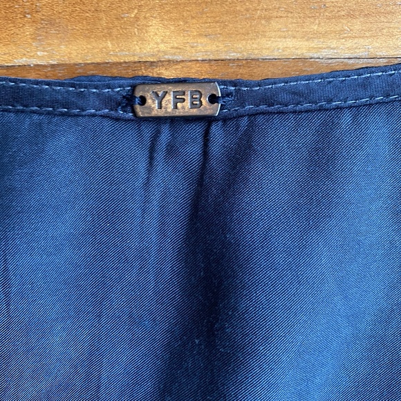 ❌SOLD❌ Young Fabulous & Broke Mari Dolmain Sleeve Top - Picture 5 of 5